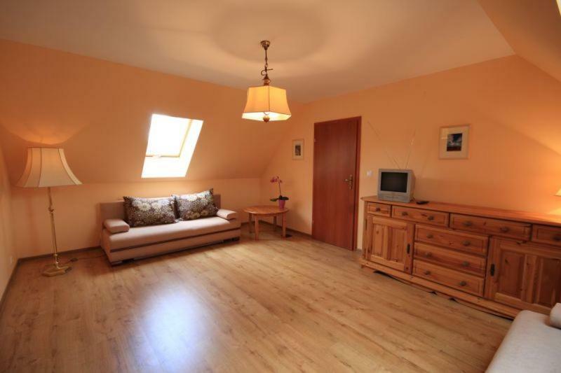 Karpnicka Struga W Dolinie Palacow I Ogrodow Jelenia Góra Exterior foto
